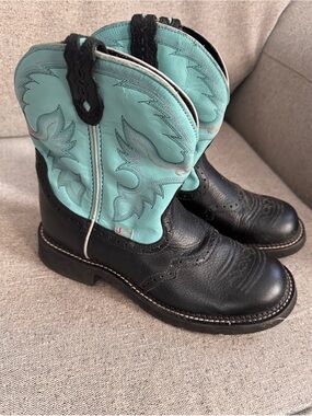 L9905-Women's Justin Gypsy Cowgirl Boots-Size 10